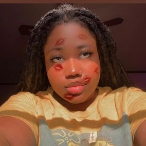 Meet your Posher, Ariel